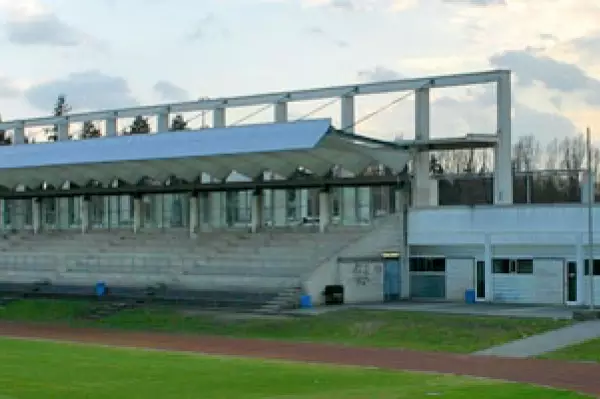 Stadion: 1781858343-1713440524=68417819