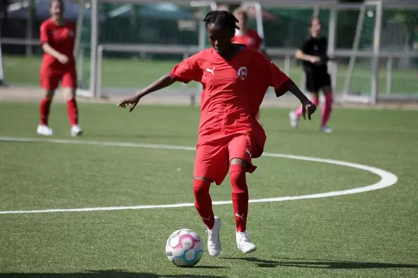 Starke Teamleistung führt zu Sieg im Spitzenspiel: 1765843844-1765777312=66532