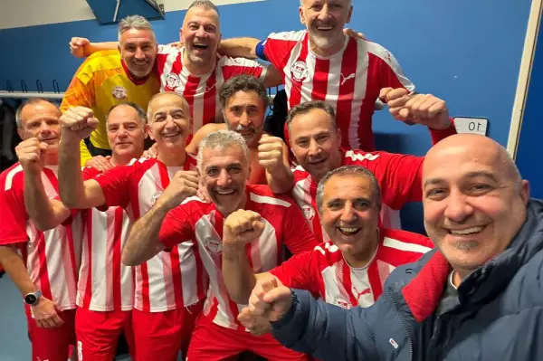 Ü50 siegt im Spitzenspiel und baut Vorsprung aus: 1773733187-1773299296=433891