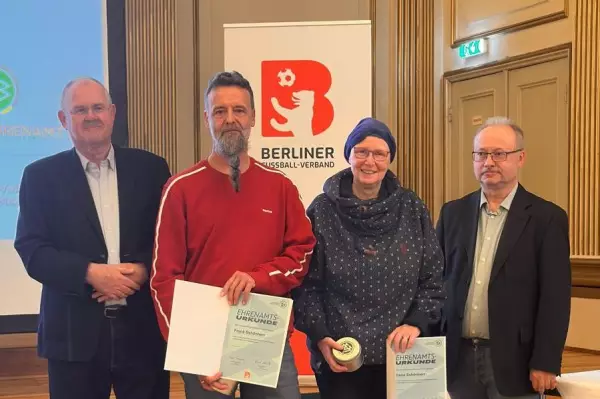 Irena und Frank Schönherr beim BFV-Ehrenamtstag: 1775486858-1773753502=1733356