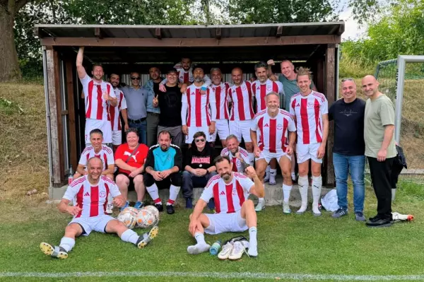 NOFV: Ü 40 wird Dritter hinter Hertha und Cottbus: 1784829583-1783315344=1514239